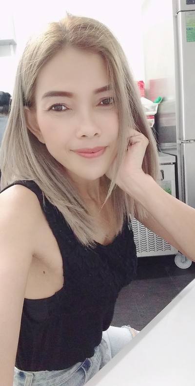 Tuenjai 46 ans ไทย Thaïlande