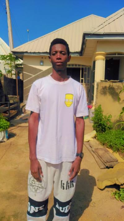 Michael 22 ปี Kansas City United States