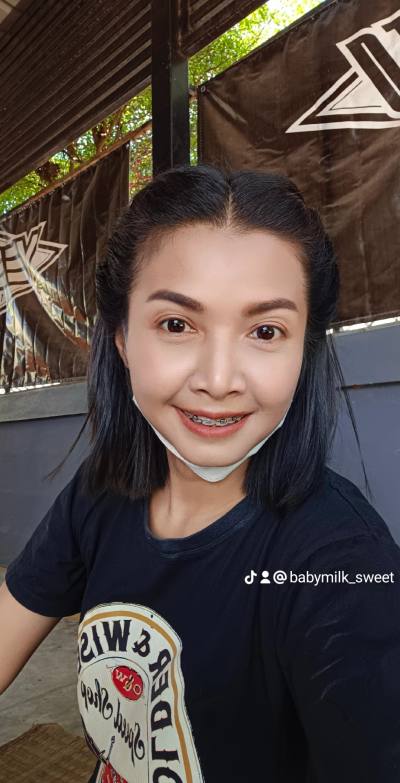 Pechnipa 39 ans Thai Thaïlande