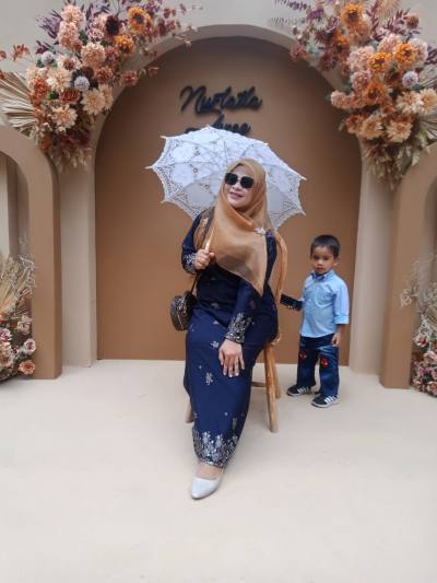 NaaNaa 38 ปี Yala ไทย