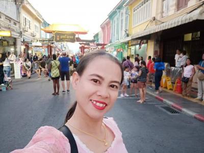 Chanok 44 Jahre ภูเก็ต Thailand