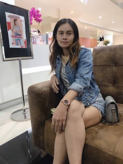 สุวารีย์ Site de rencontre femme thai Thaïlande rencontres célibataires 26 ans