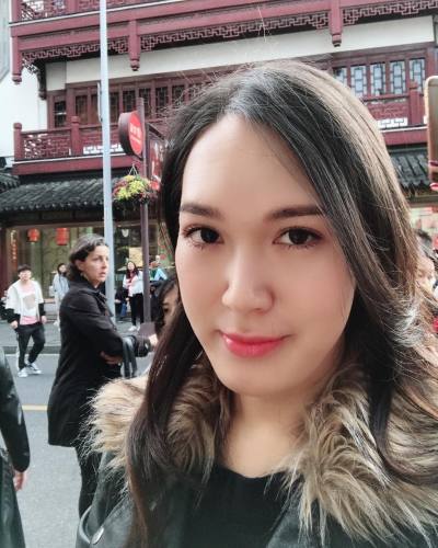 Nina 36 Jahre Chiang Mai Thailand