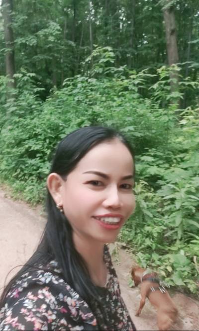 Natcha 47 ans ทุ่งฝน Thaïlande