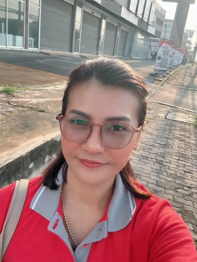 Ariya 40 Jahre Rayong  Thailand