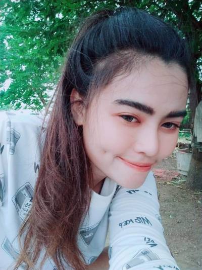 Chuta 28 ans Amphoe Mueang Kanchanaburi Thaïlande