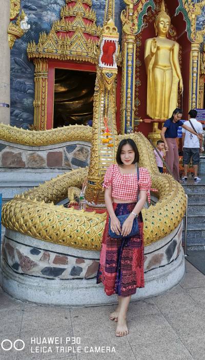 Poonim 36 Jahre Lopburi Thailand