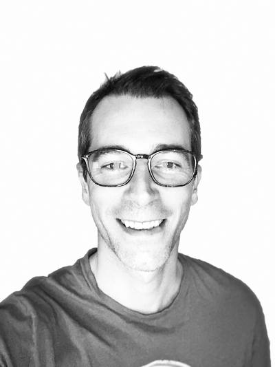 Julien 46 ans Briançon France