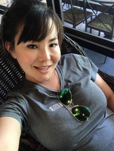 Ann 34 Jahre Nong Khai Thailand