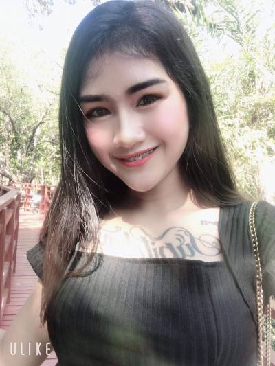 Miltonsmile 27 ans ระยอง Thaïlande