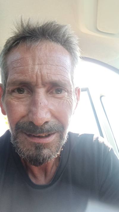 Alex 47 ans Alata France