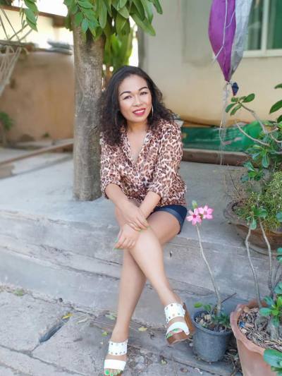 Rinda 45 ans Patong Thaïlande