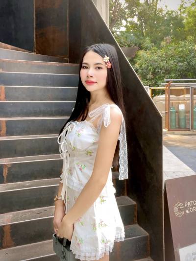 Onome 33 ans Ban Thaïlande