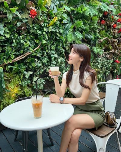 Nirada 30 Jahre เชียงใหม่ Thailand