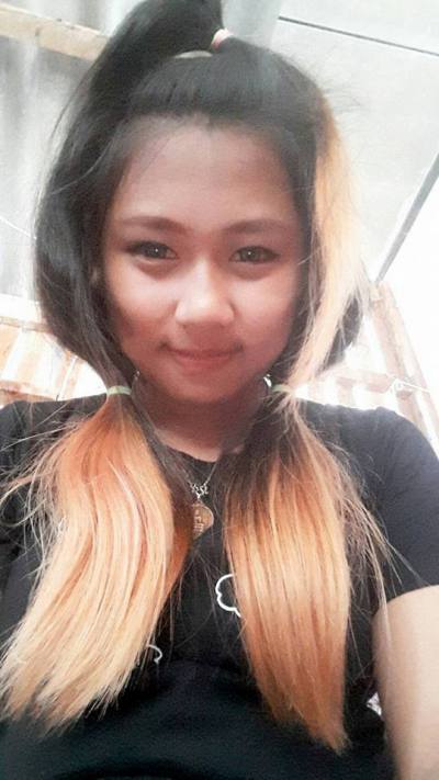 Nattanicha 26 ans Pattaya Thaïlande