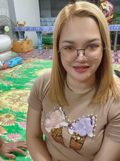 Pia 34 years Don Mueang Thailand