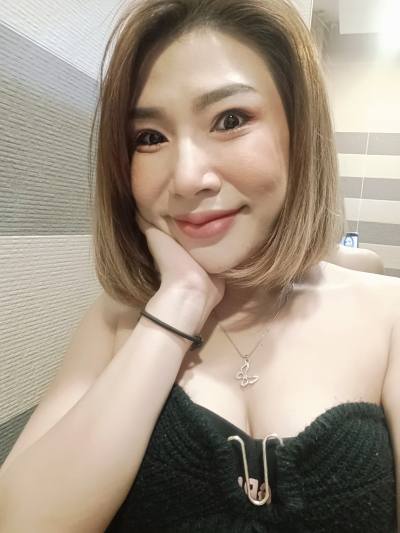 Dee 37 Jahre ไทย Thailand