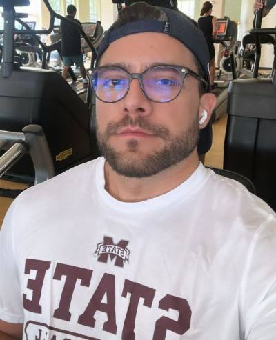 Adonis 40 ปี Begard France