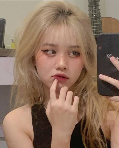 Sofia 21 ans ราศีไศล Thaïlande