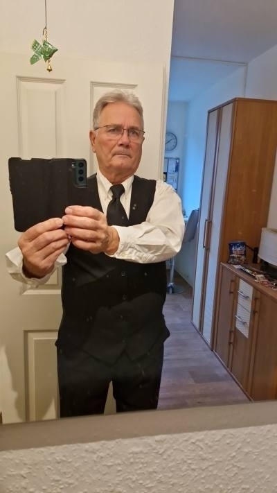 Reinhard 67 years Rostock Germany