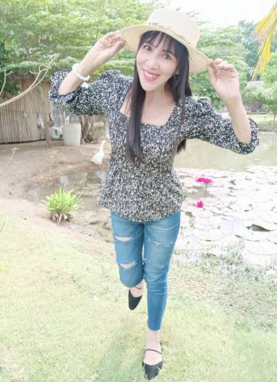 Jedsuda 50 ans นนทบุรี Thaïlande