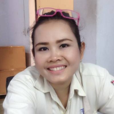 Pranee 45 Jahre Prachinburi Thailand