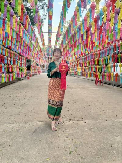Jeab 45 Jahre Muang  Thailand
