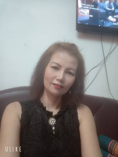 Jin 52 ans Bangkok Thaïlande
