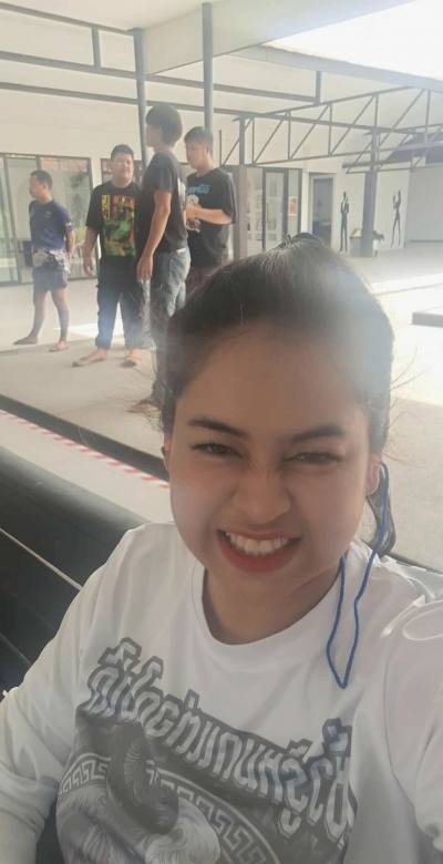 Natawan 42 ans Nakhonsawan Thaïlande
