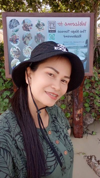 Khanitta 44 years เมืองกระบี่ Thailand