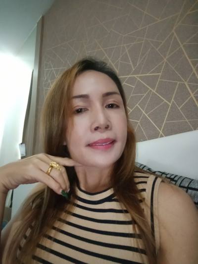 Napalai 48 ans Rayong Thaïlande