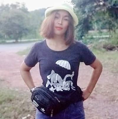 Nina 27 years จันทบุรี Thailand