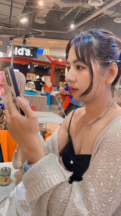 Alice 29 years หาดใหญ่ Thailand