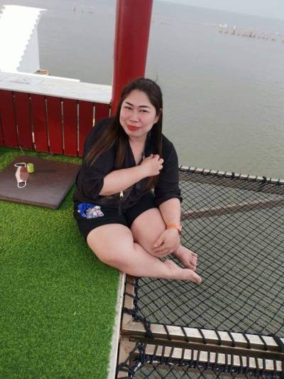 Thitirat 39 ans Samutsakon  Thaïlande