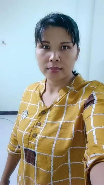 Nuan 47 Jahre ไทย Thailand