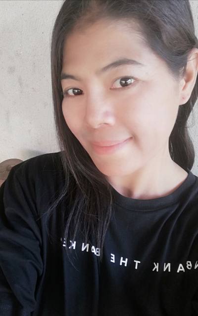 Pinyada 41 ans Bangkok Thaïlande
