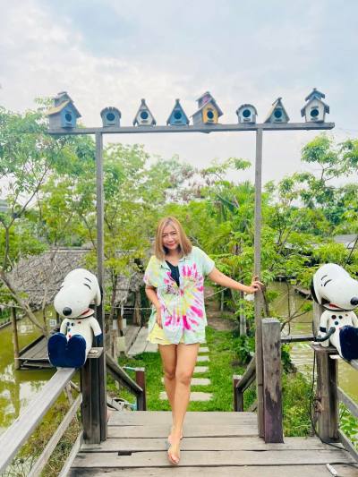 Annita 48 Jahre Pathum Thani Thailand