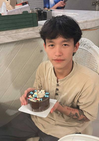 Leo 24 Jahre Bangkok Thailand