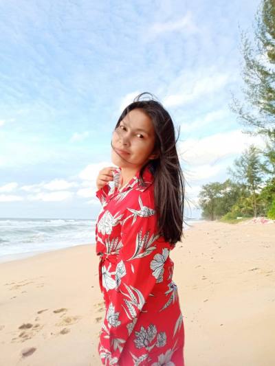 Annie 32 ans Kiri Thaïlande