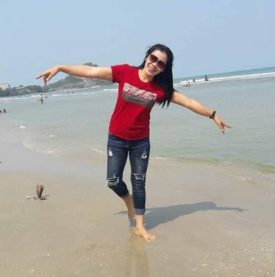 Kanthana 37 Jahre นครปฐม Thailand