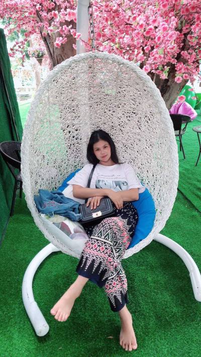 Kanit 42 Jahre Chonburi Thailand