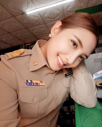 Sineerat  31 Jahre Huaiphung  Thailand