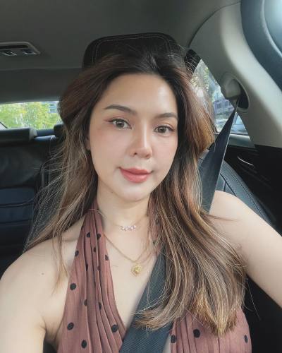 Nora 36 years Bangkok Thailand