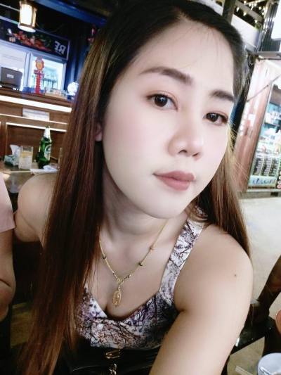 Moni 37 Jahre Bangkok  Thailand