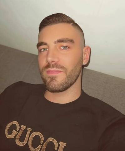 Eric erdnal 28 ปี Clermont Ferrand France