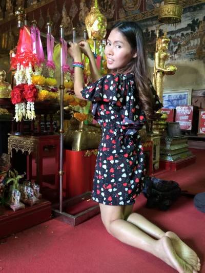 Wandee 37 years Surin Thailand