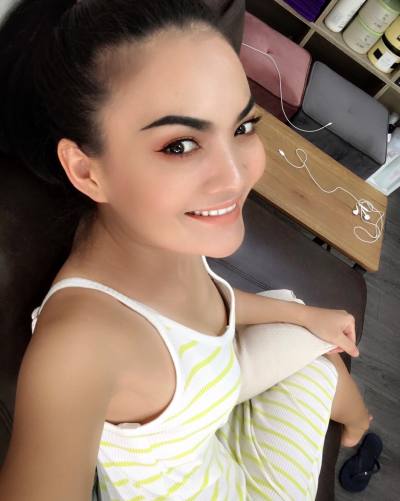 Fonthip vip 37 ans Bkk Thaïlande