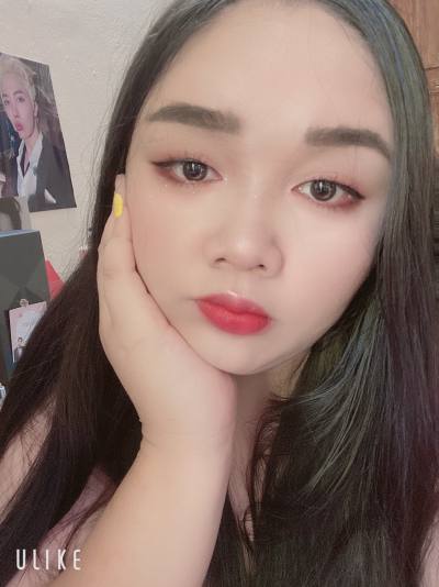 MEAW 28 ans Muang Thaïlande