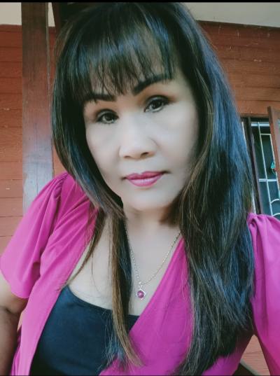 Thongphan yenjabok 57 ans Nakhon Ratchasima Thaïlande