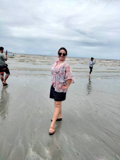 Waew 37 ans Muang  Thaïlande